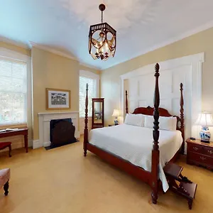 The Presidents' Quarters 4* Savannah