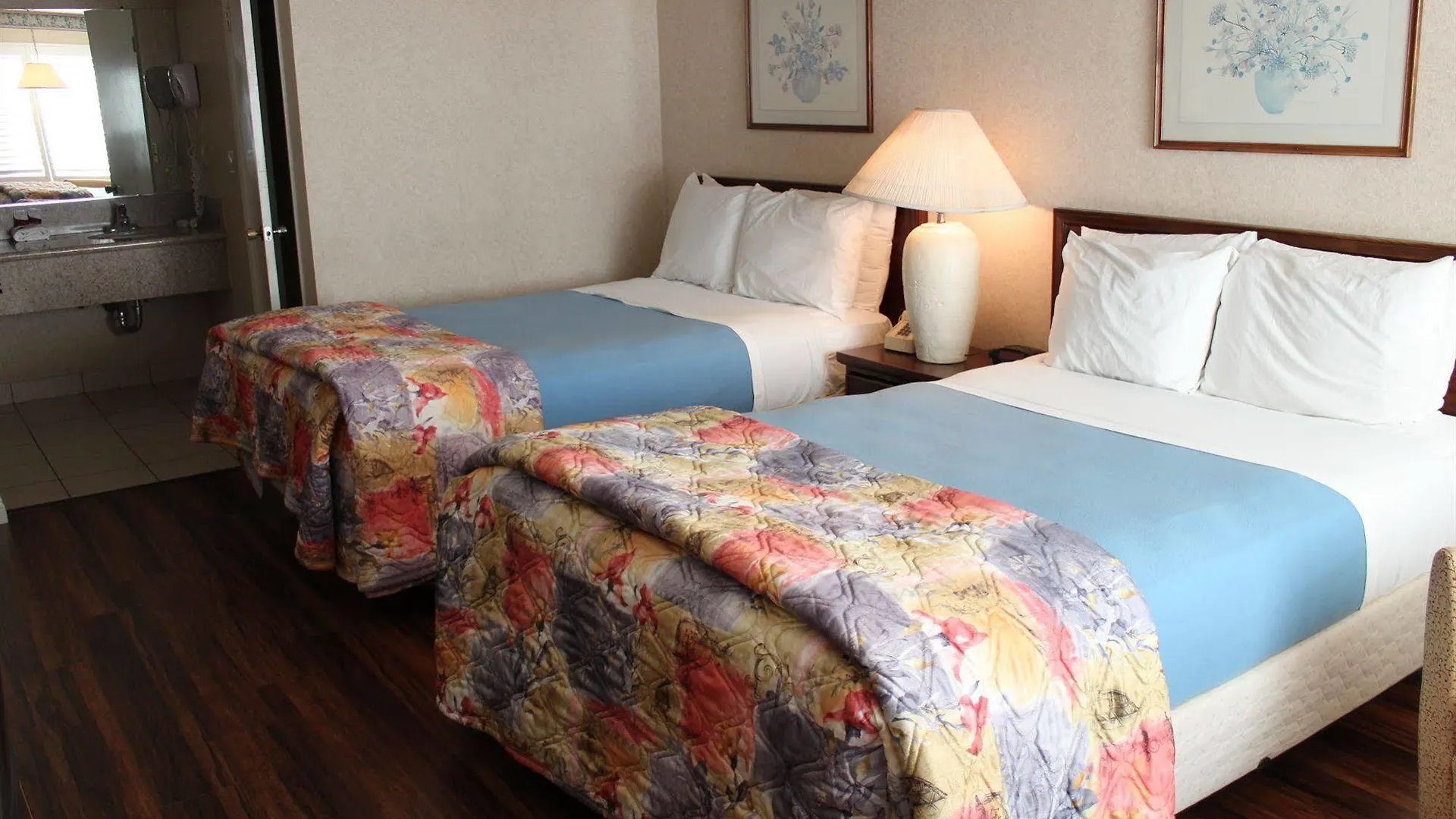 Alamo Inn And Suites - Convention Center Anaheim Hotel